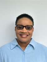 Shelley Robinson